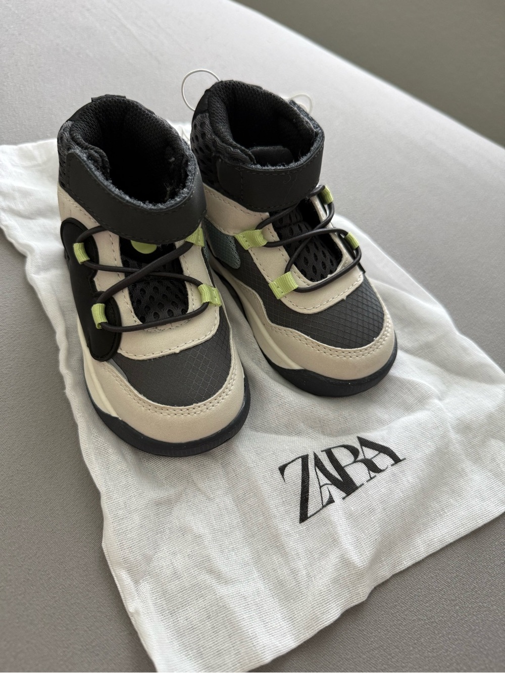 ZARA Kids Black, Cream & Lime High-Top Sneakers